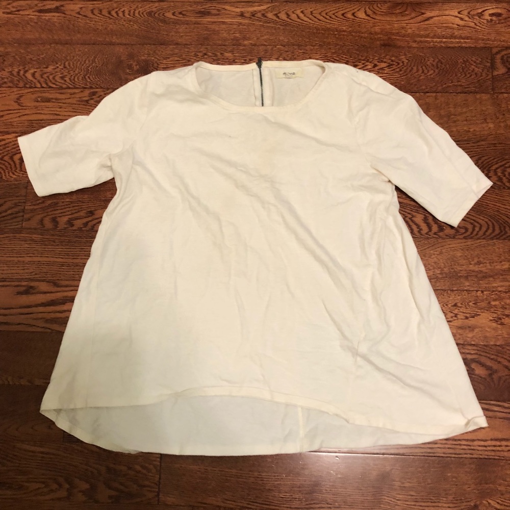 Made well size M white shirt